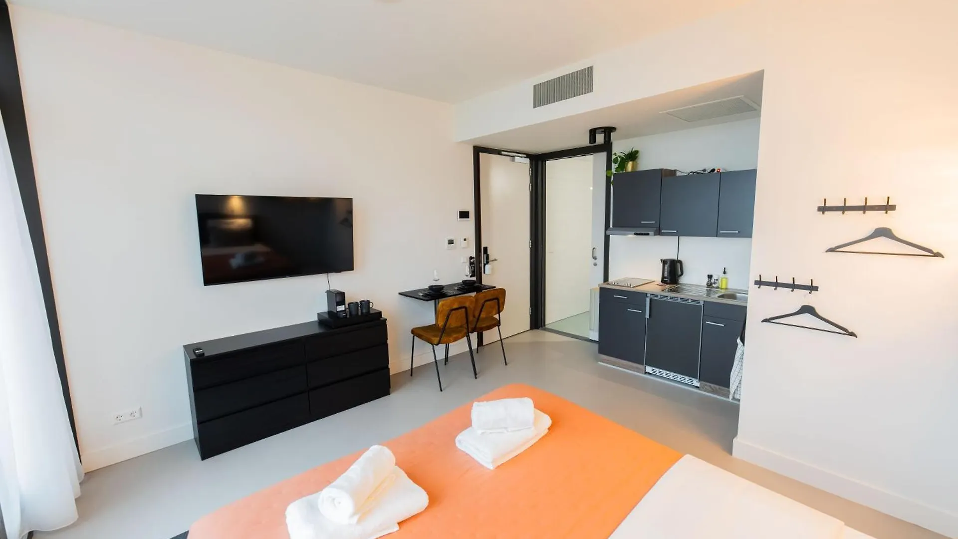 Brede Hilledijk Apartment Rotterdam 0*,