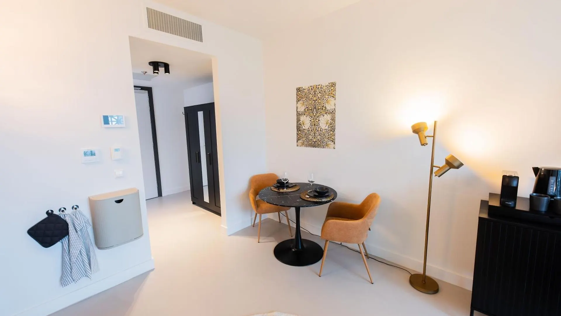 Brede Hilledijk Apartment Rotterdam