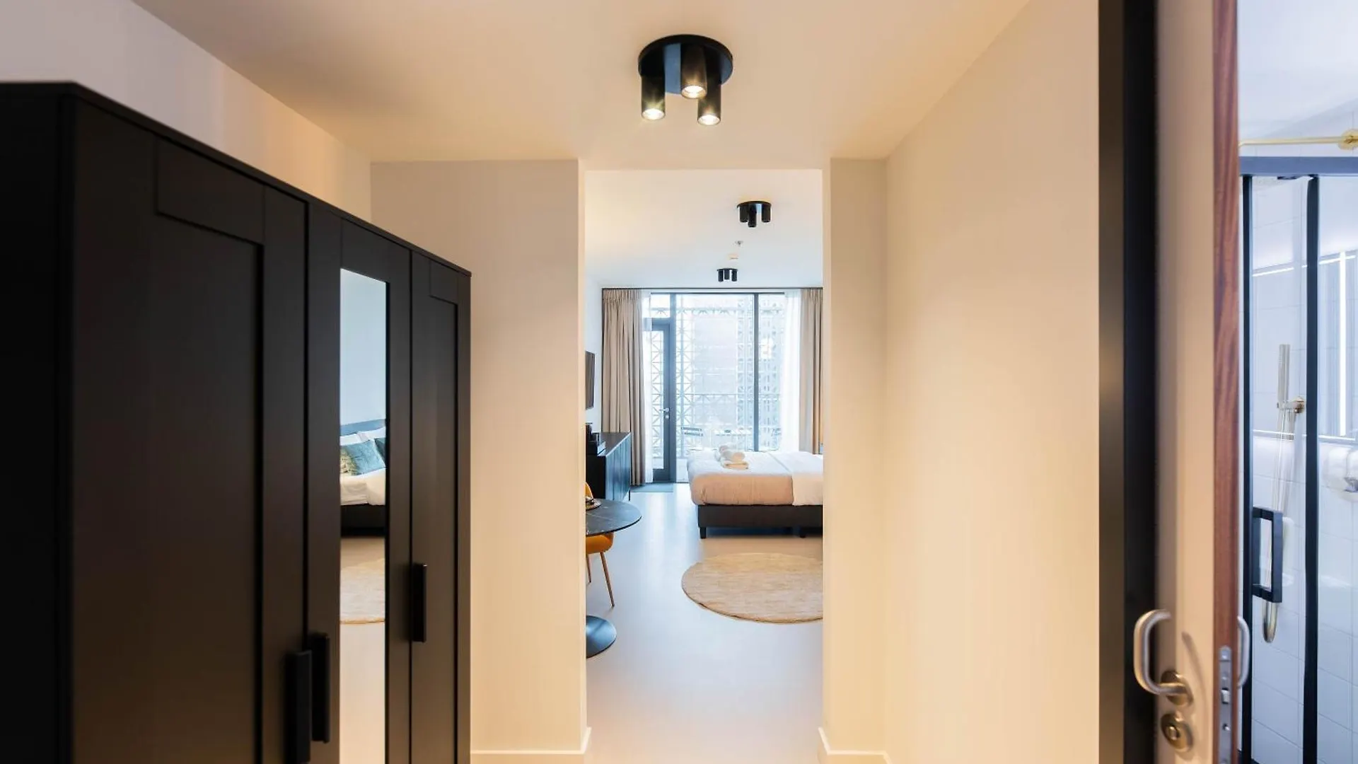 Brede Hilledijk Apartment Rotterdam